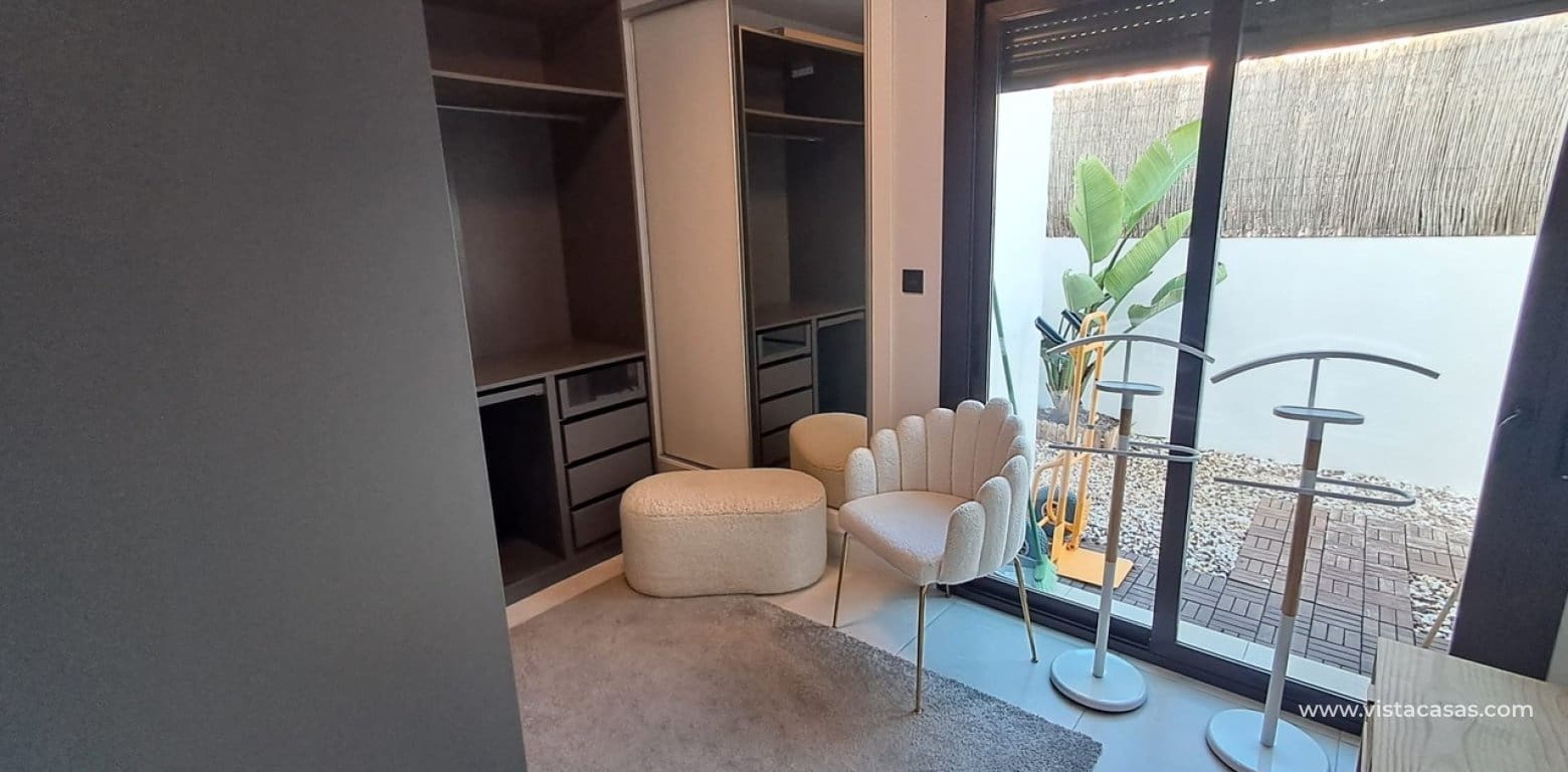 3 slaapkamer Villa te koop in Cabo Roig - € 360.000 (Ref: 9627976)