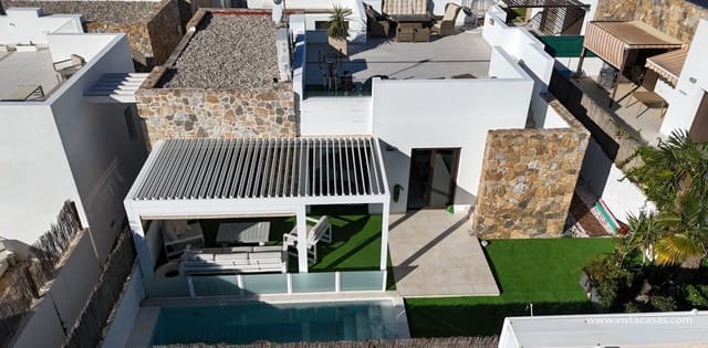 3 chambre Villa/Maison à vendre à Cabo Roig, Orihuela - 360 000 € (Ref: 9627976)