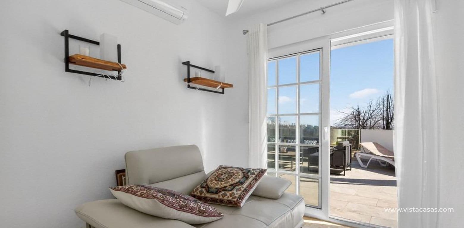 Chalet de 4 habitaciones en Las Ramblas Golf en venta - 499.000 € (Ref: 9630559)