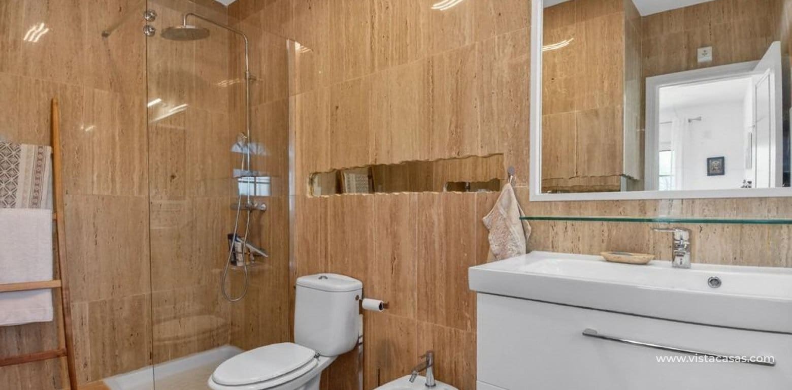 Chalet de 4 habitaciones en Las Ramblas Golf en venta - 499.000 € (Ref: 9630559)