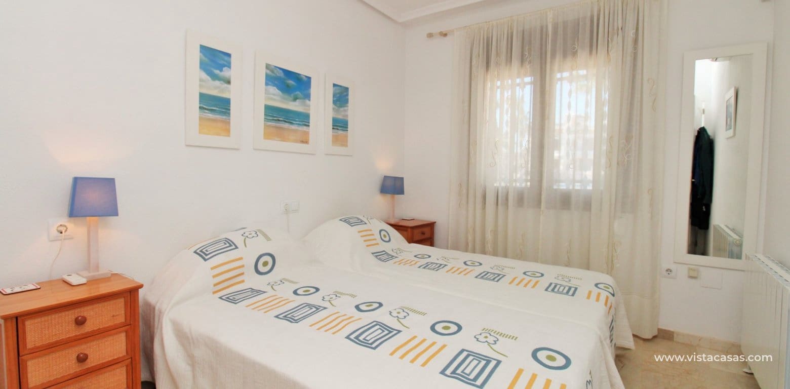 2 quarto Bungalow para venda em Villamartin com piscina - 229 900 € (Ref: 9634747)