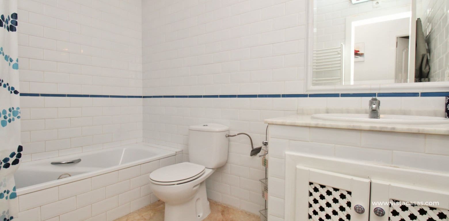 2 quarto Bungalow para venda em Villamartin com piscina - 229 900 € (Ref: 9634747)