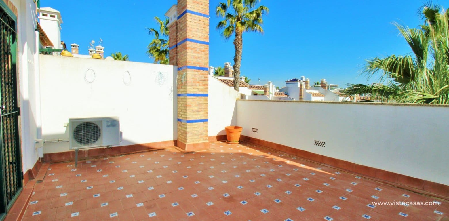 2 quarto Bungalow para venda em Villamartin com piscina - 229 900 € (Ref: 9634747)