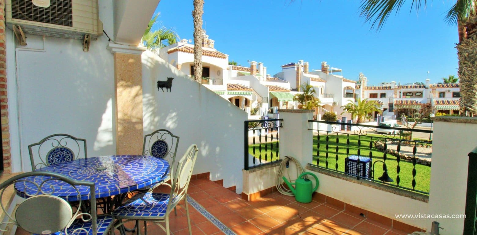 2 quarto Bungalow para venda em Villamartin com piscina - 229 900 € (Ref: 9634747)