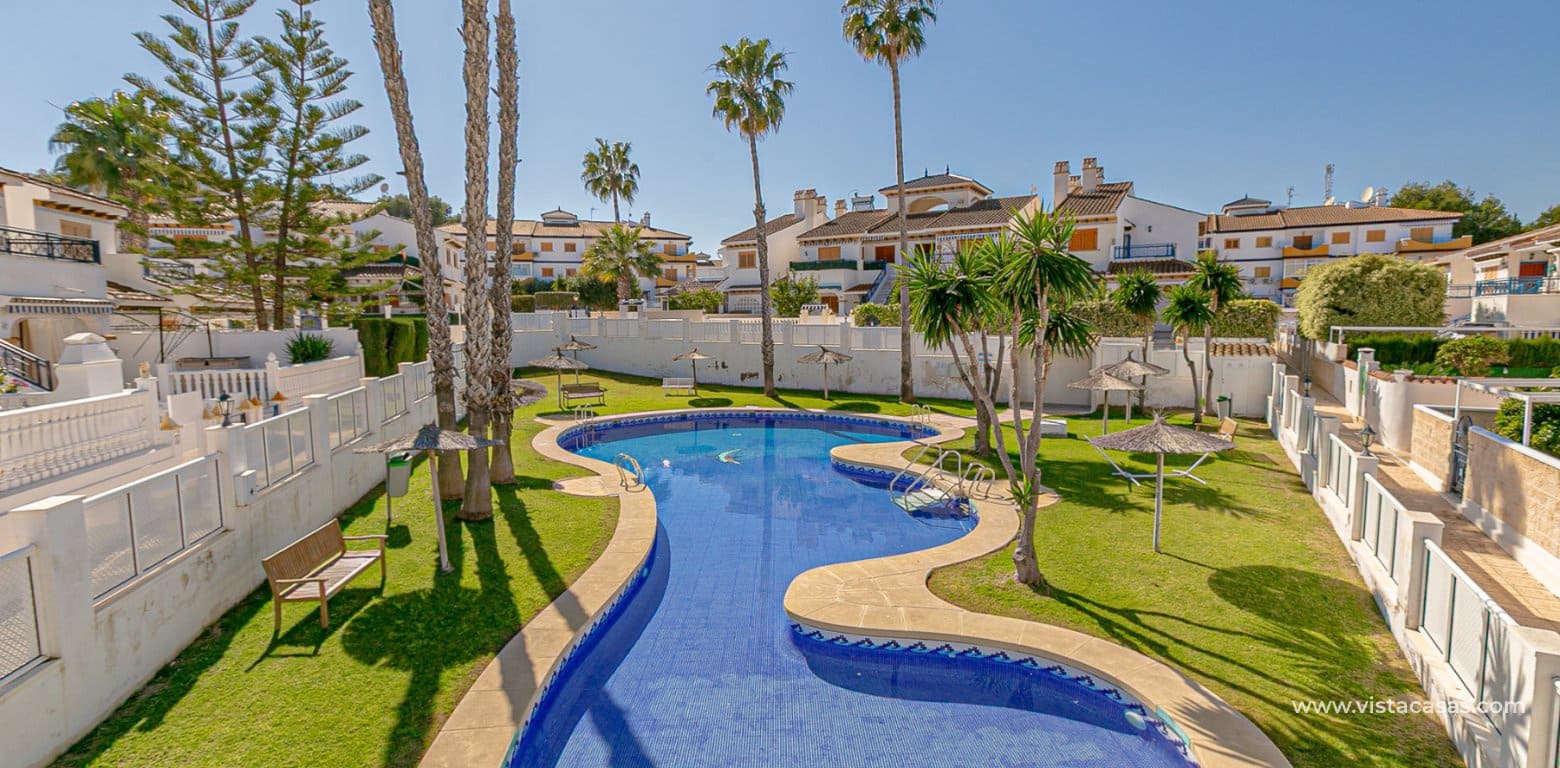 2 bedroom Townhouse for sale in Pilar de la Horadada - € 235,000 (Ref: 9634755)