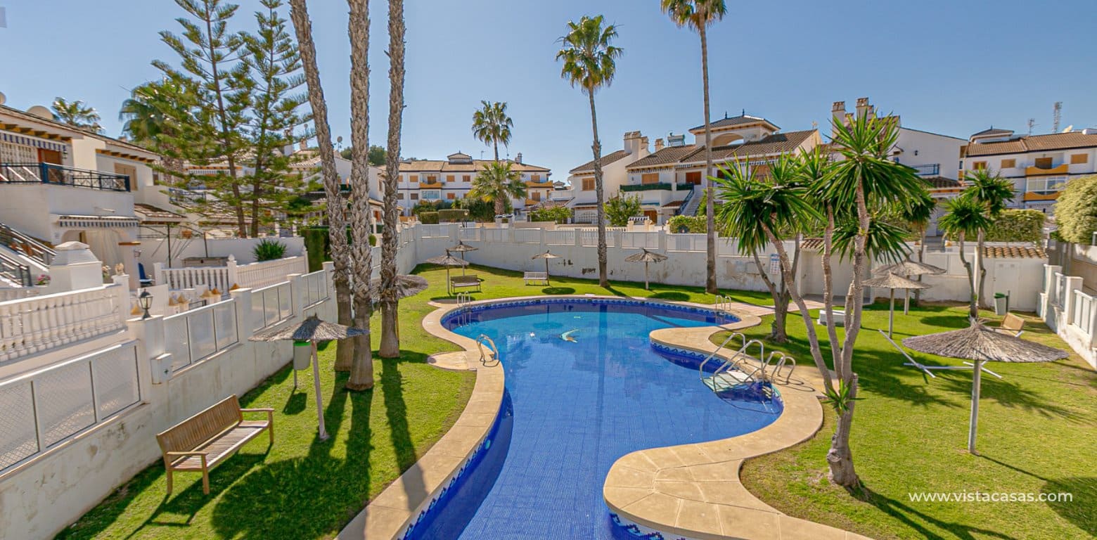 2 bedroom Townhouse for sale in Pilar de la Horadada - € 235,000 (Ref: 9634755)