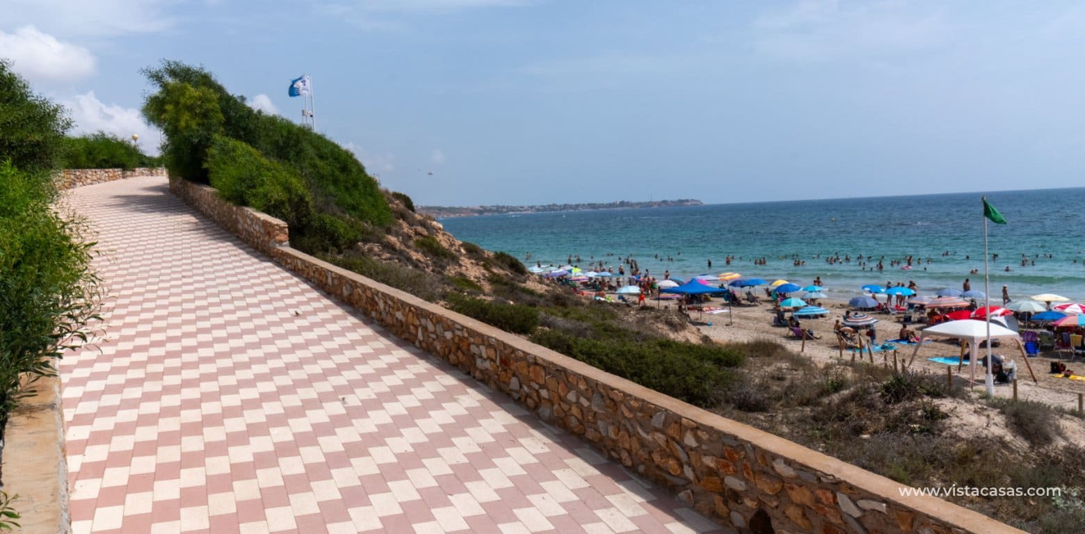 2 bedroom Townhouse for sale in Pilar de la Horadada - € 235,000 (Ref: 9634755)