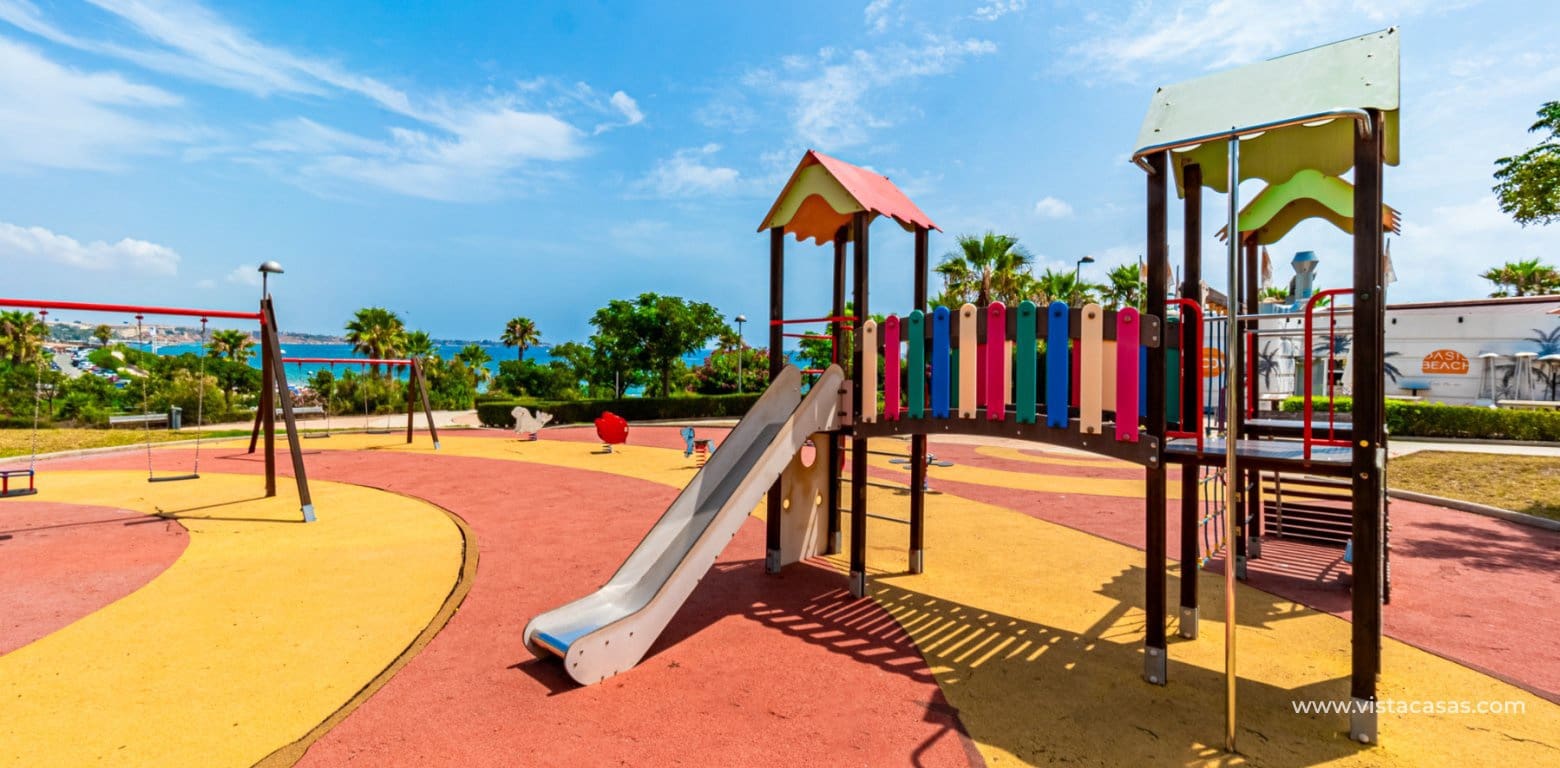 2 bedroom Townhouse for sale in Pilar de la Horadada - € 235,000 (Ref: 9634755)