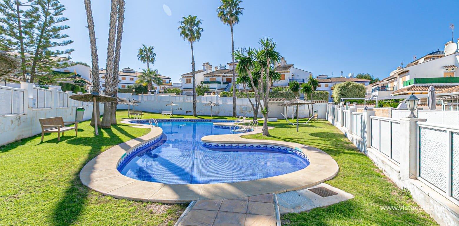 2 bedroom Townhouse for sale in Pilar de la Horadada - € 235,000 (Ref: 9634755)