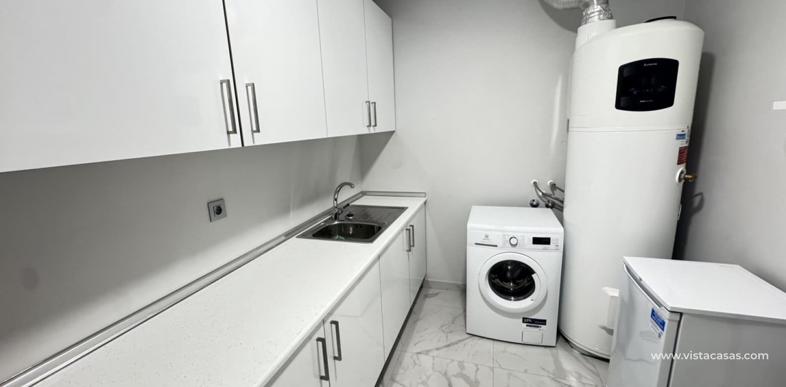 5 sypialnia Willa na sprzedaż w Villamartin - 480 000 € (Ref: 9639886)