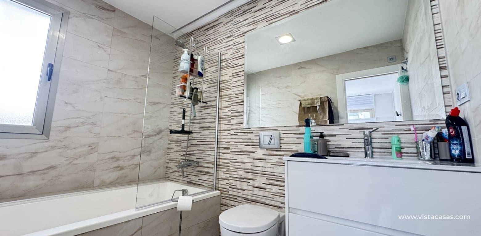 5 sypialnia Willa na sprzedaż w Villamartin - 480 000 € (Ref: 9639886)