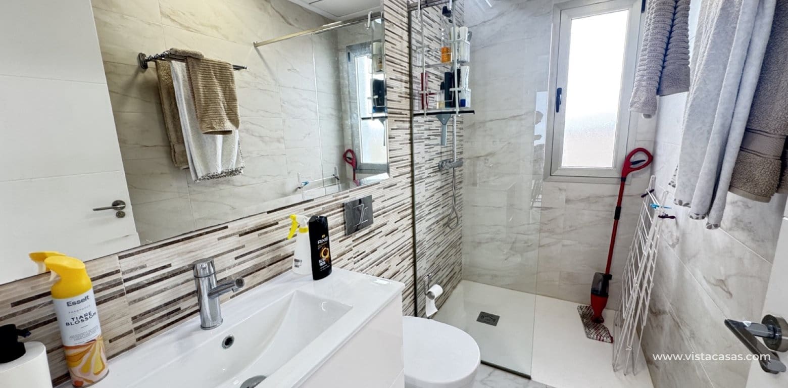 5 sypialnia Willa na sprzedaż w Villamartin - 480 000 € (Ref: 9639886)