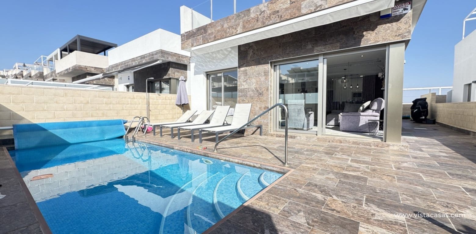 5 sypialnia Willa na sprzedaż w Villamartin - 480 000 € (Ref: 9639886)