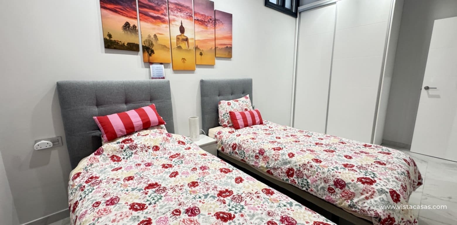 5 sypialnia Willa na sprzedaż w Villamartin - 480 000 € (Ref: 9639886)