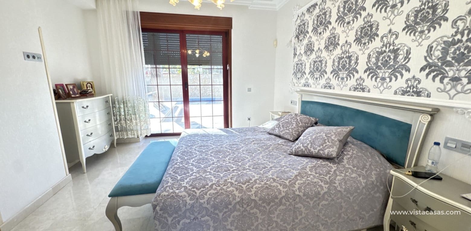 4 Zimmer Villa zu verkaufen in Cabo Roig - 1.700.000 € (Ref: 9639887)