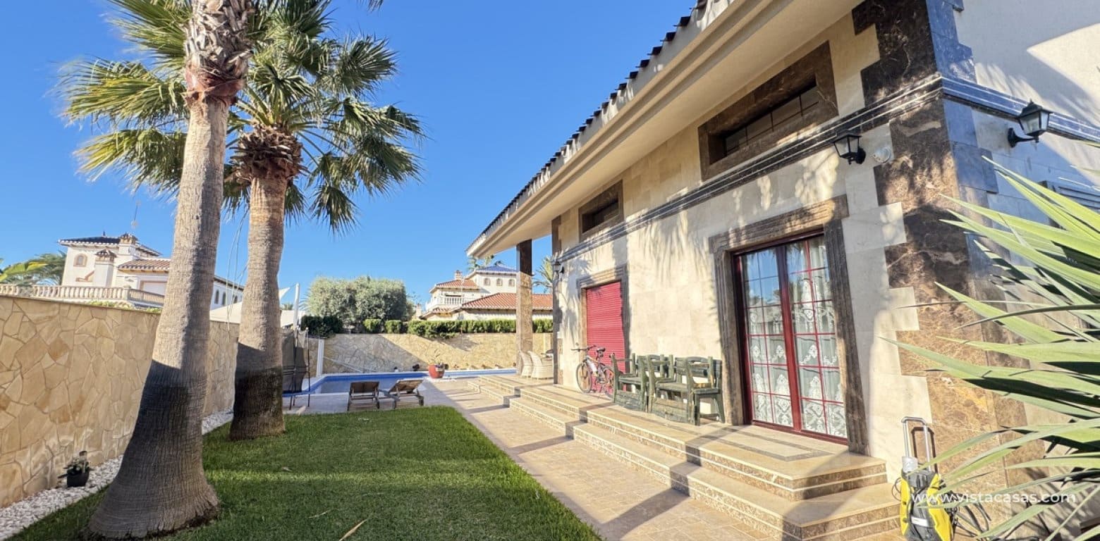 4 Zimmer Villa zu verkaufen in Cabo Roig - 1.700.000 € (Ref: 9639887)