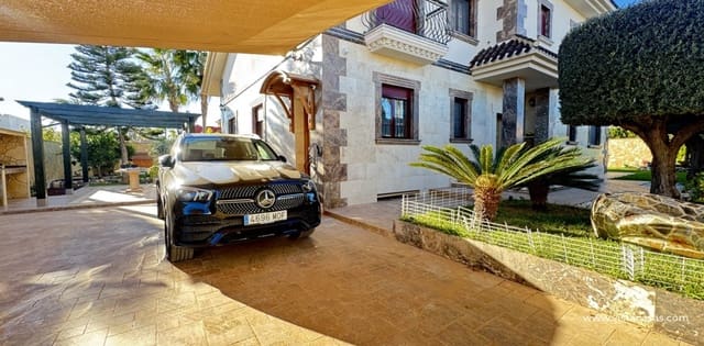 4 Zimmer Villa zu verkaufen in Cabo Roig, Orihuela - 1.700.000 € (Ref: 9639887)