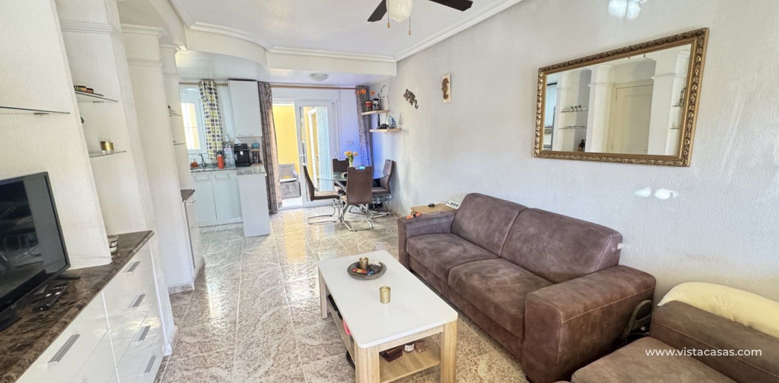 Casa de 2 habitaciones en Cabo Roig en venta - 219.000 € (Ref: 9639888)