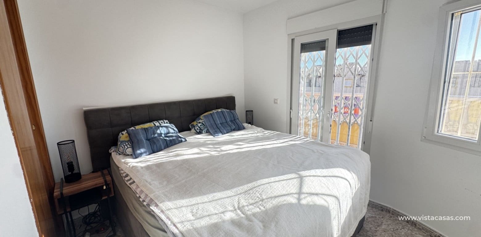 Casa de 2 habitaciones en Cabo Roig en venta - 219.000 € (Ref: 9639888)