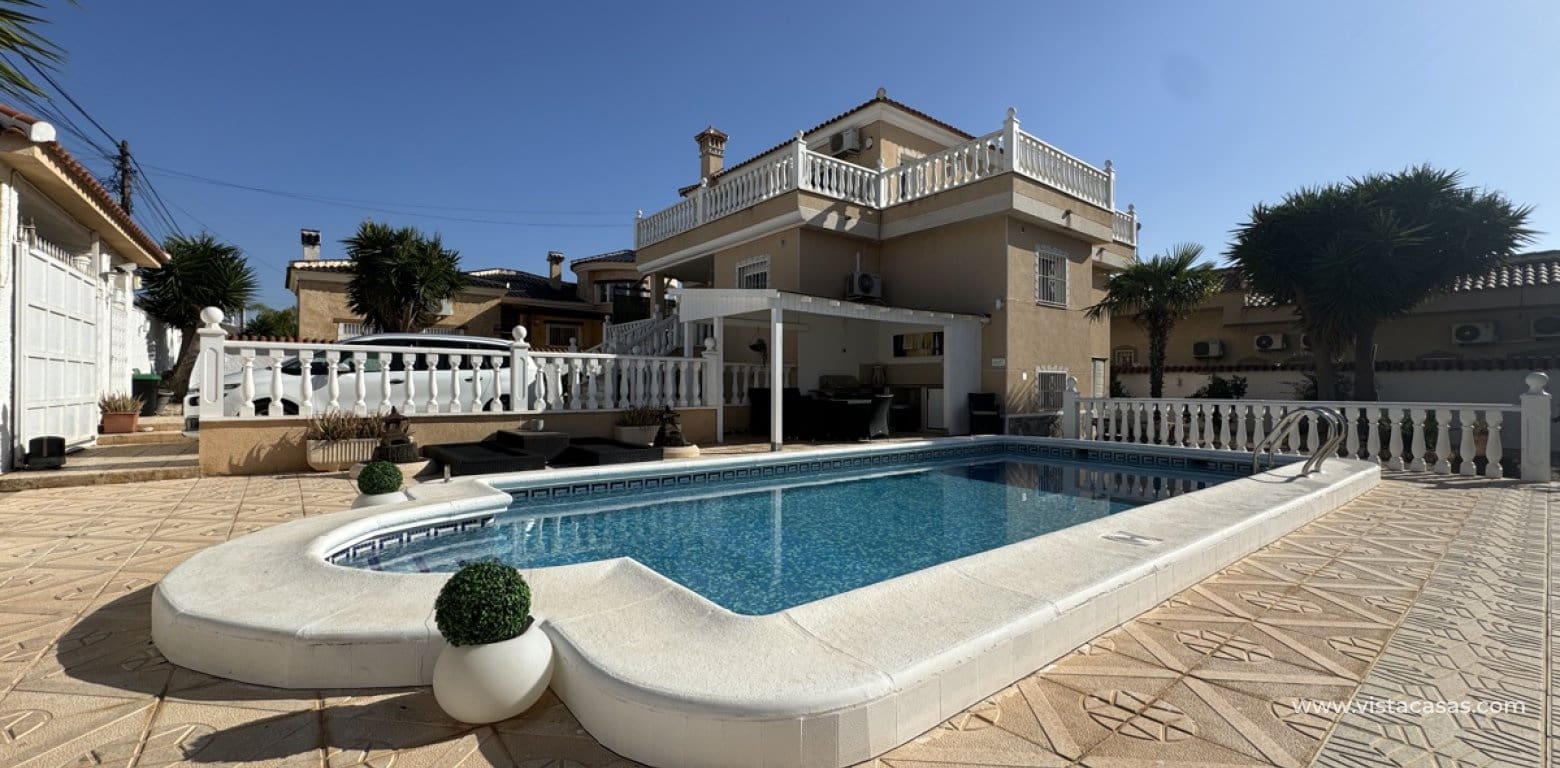 4 soveværelse Villa til salg i Ciudad Quesada - € 540.000 (Ref: 9639889)