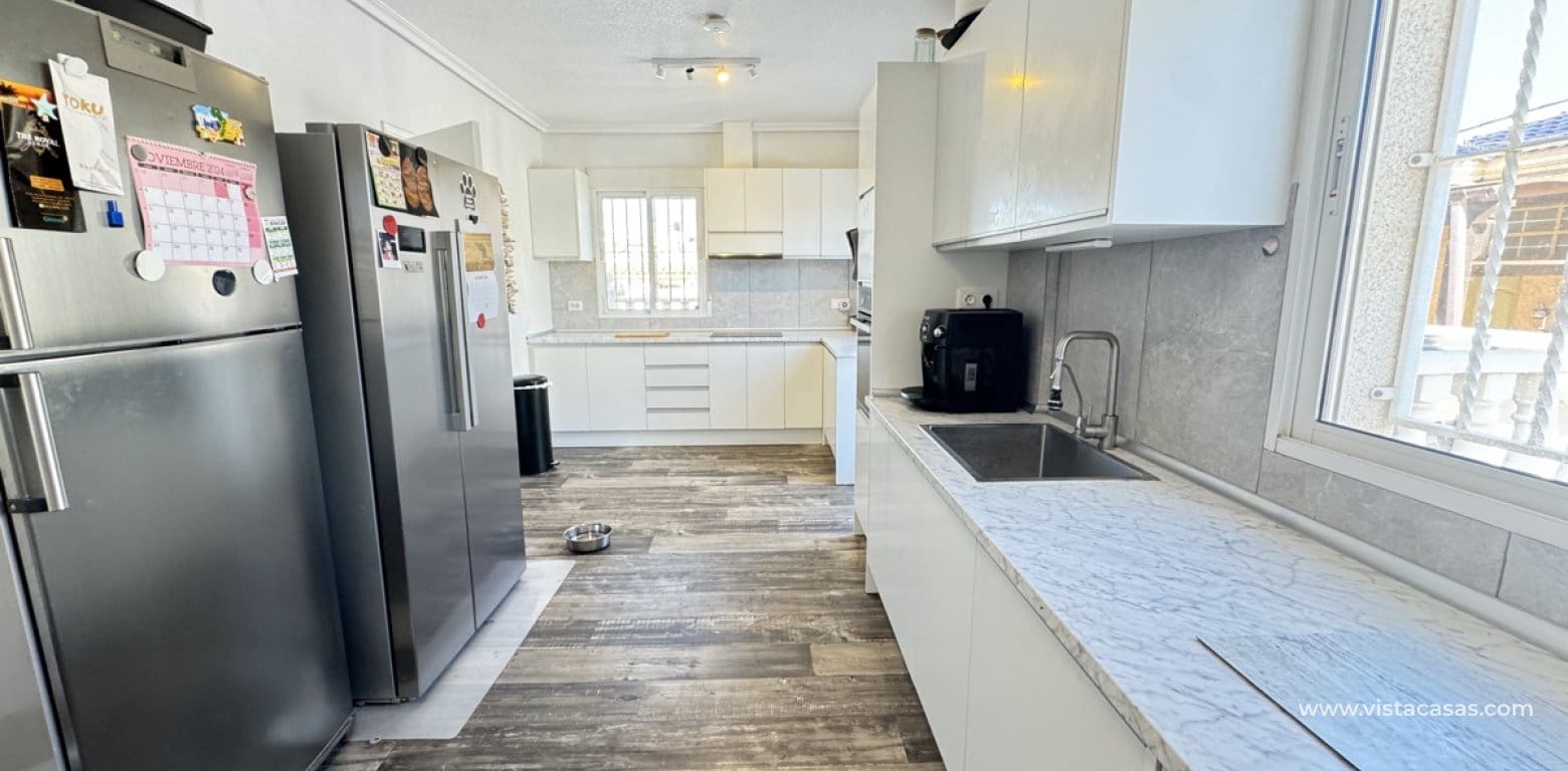 4 soveværelse Villa til salg i Ciudad Quesada - € 540.000 (Ref: 9639889)