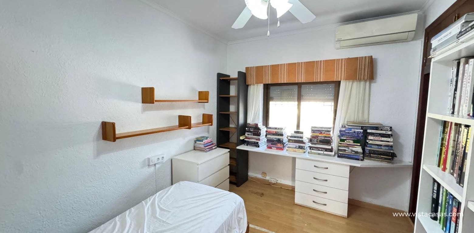 3 slaapkamer Villa te koop in Cabo Roig - € 850.000 (Ref: 9639890)