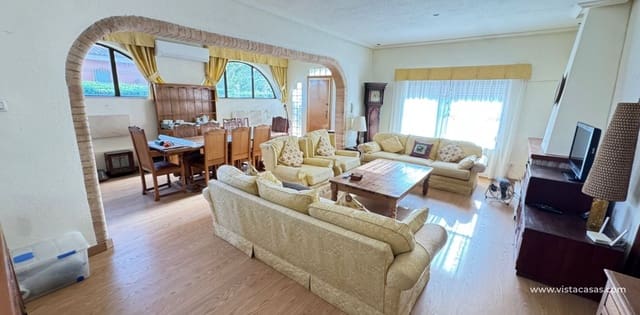 3 slaapkamer Villa te koop in Cabo Roig, Orihuela - € 850.000 (Ref: 9639890)