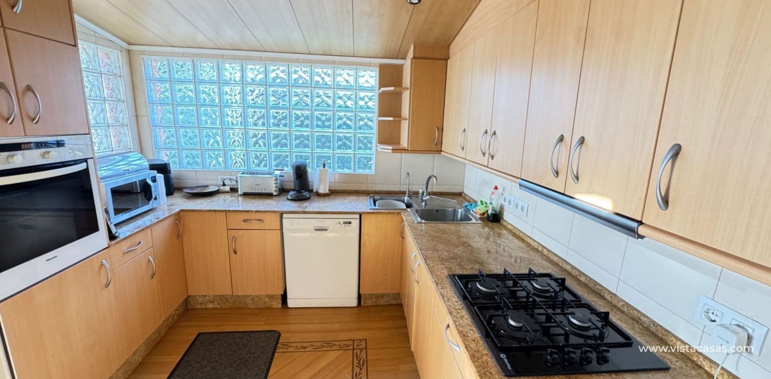 3 slaapkamer Villa te koop in Cabo Roig - € 850.000 (Ref: 9639890)