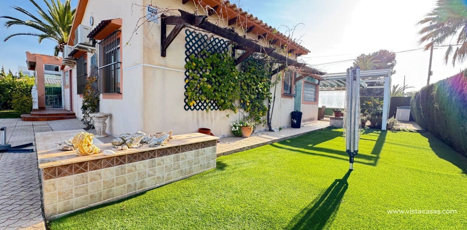 3 slaapkamer Villa te koop in Cabo Roig - € 850.000 (Ref: 9639890)