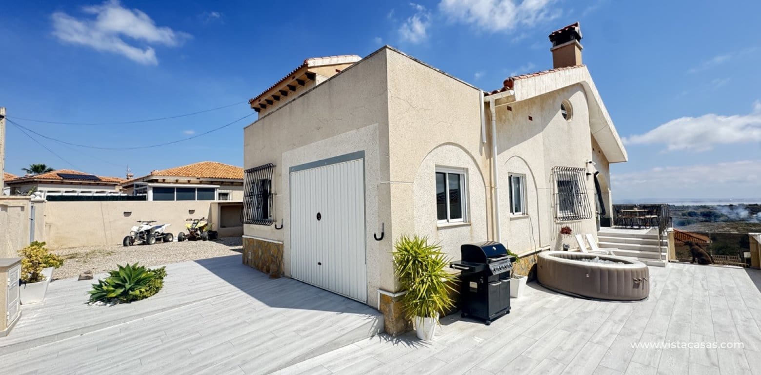 Chalet de 5 habitaciones en San Miguel de Salinas en venta - 599.999 € (Ref: 9639891)