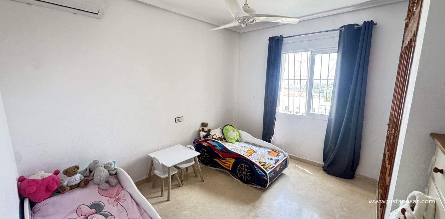 Chalet de 5 habitaciones en San Miguel de Salinas en venta - 599.999 € (Ref: 9639891)