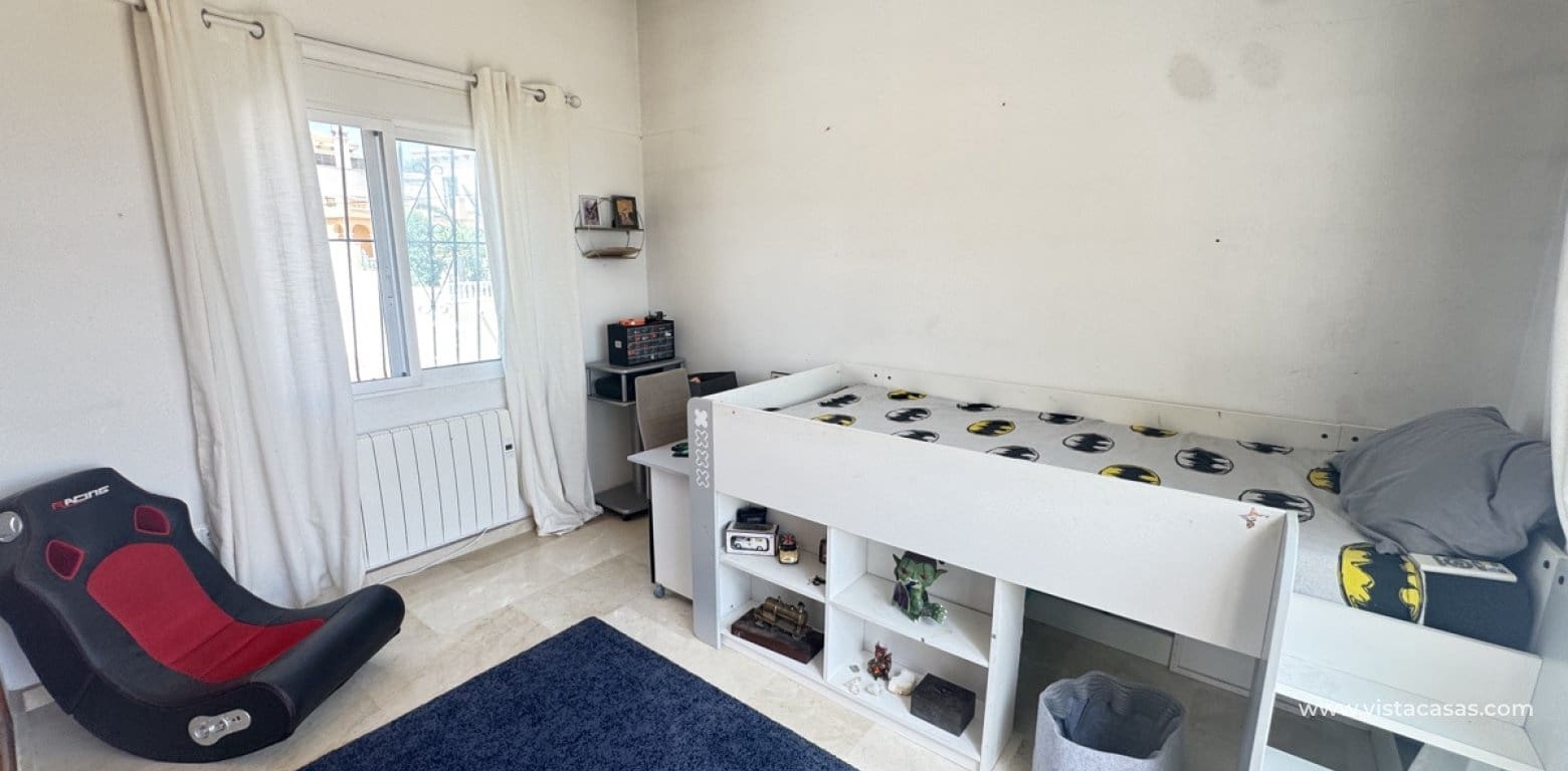 Chalet de 5 habitaciones en San Miguel de Salinas en venta - 599.999 € (Ref: 9639891)