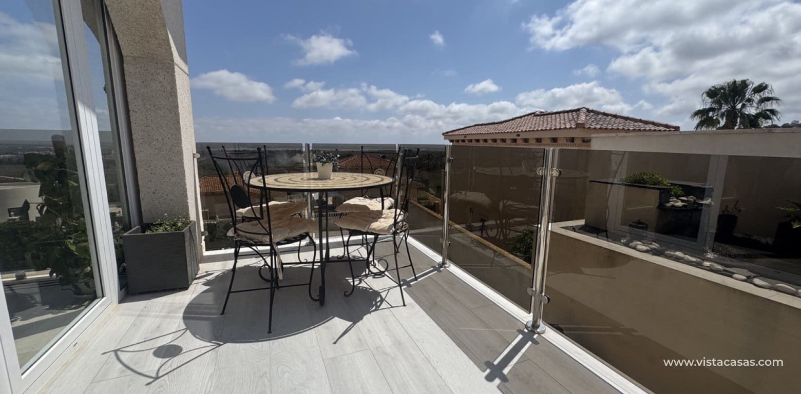 Chalet de 5 habitaciones en San Miguel de Salinas en venta - 599.999 € (Ref: 9639891)