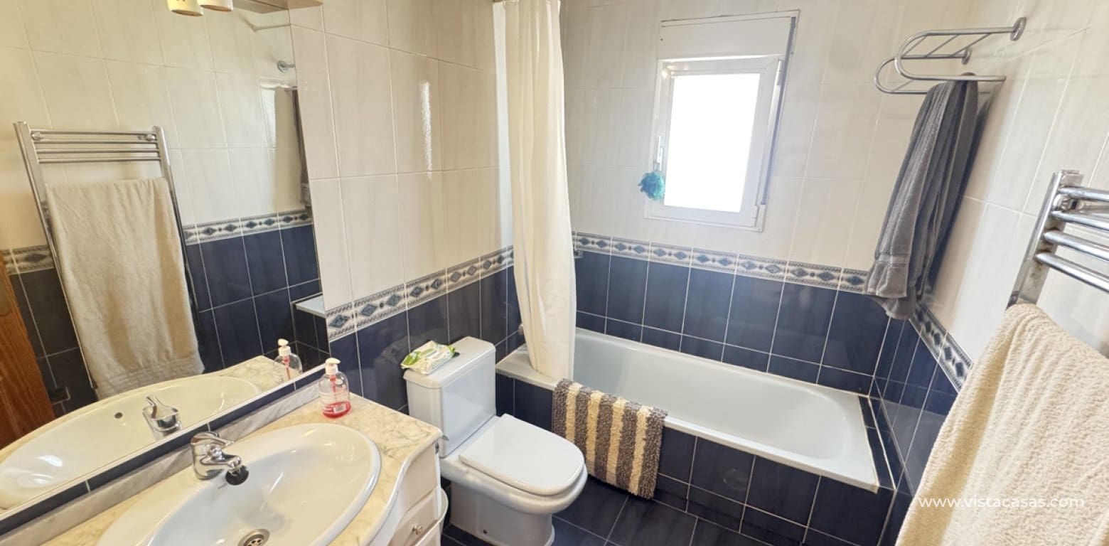 Chalet de 5 habitaciones en San Miguel de Salinas en venta - 599.999 € (Ref: 9639891)