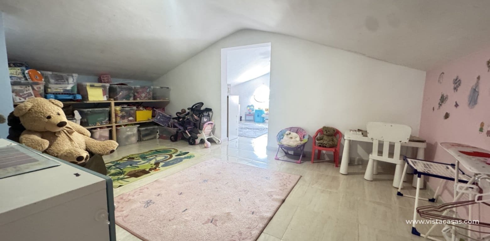 Chalet de 5 habitaciones en San Miguel de Salinas en venta - 599.999 € (Ref: 9639891)