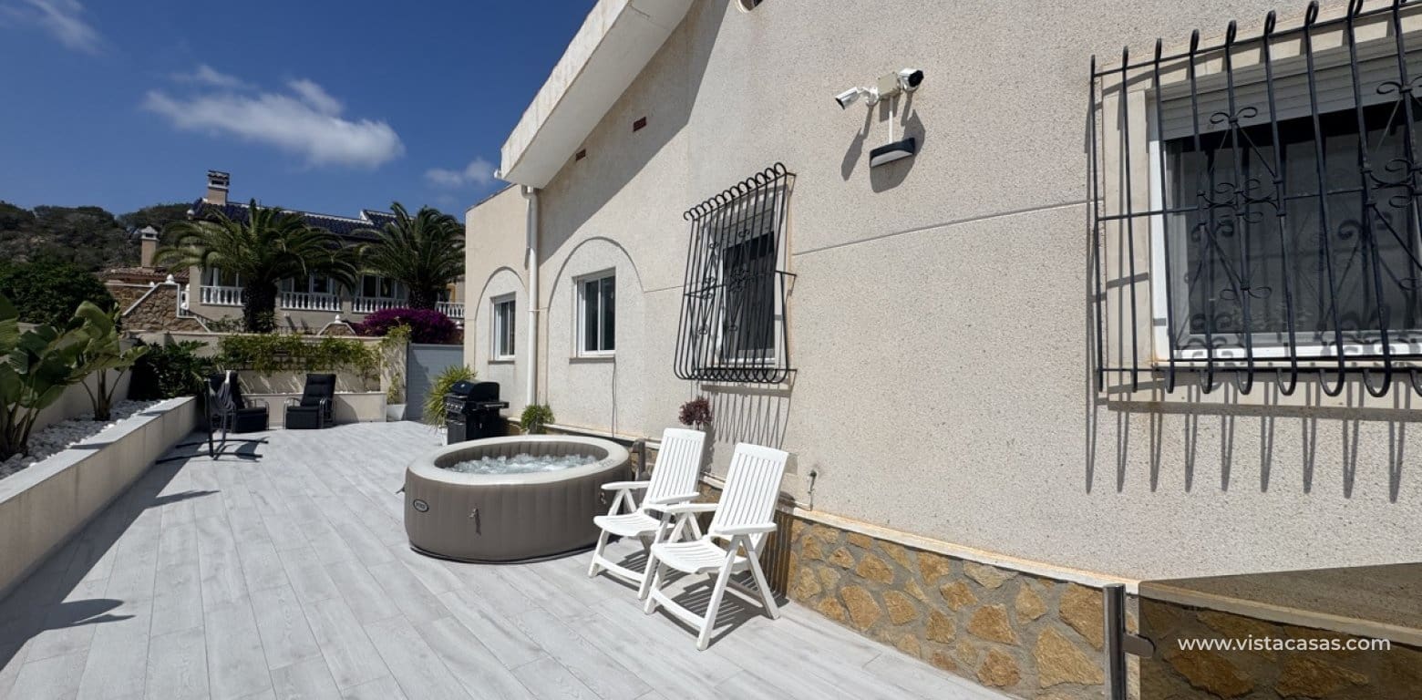 Chalet de 5 habitaciones en San Miguel de Salinas en venta - 599.999 € (Ref: 9639891)