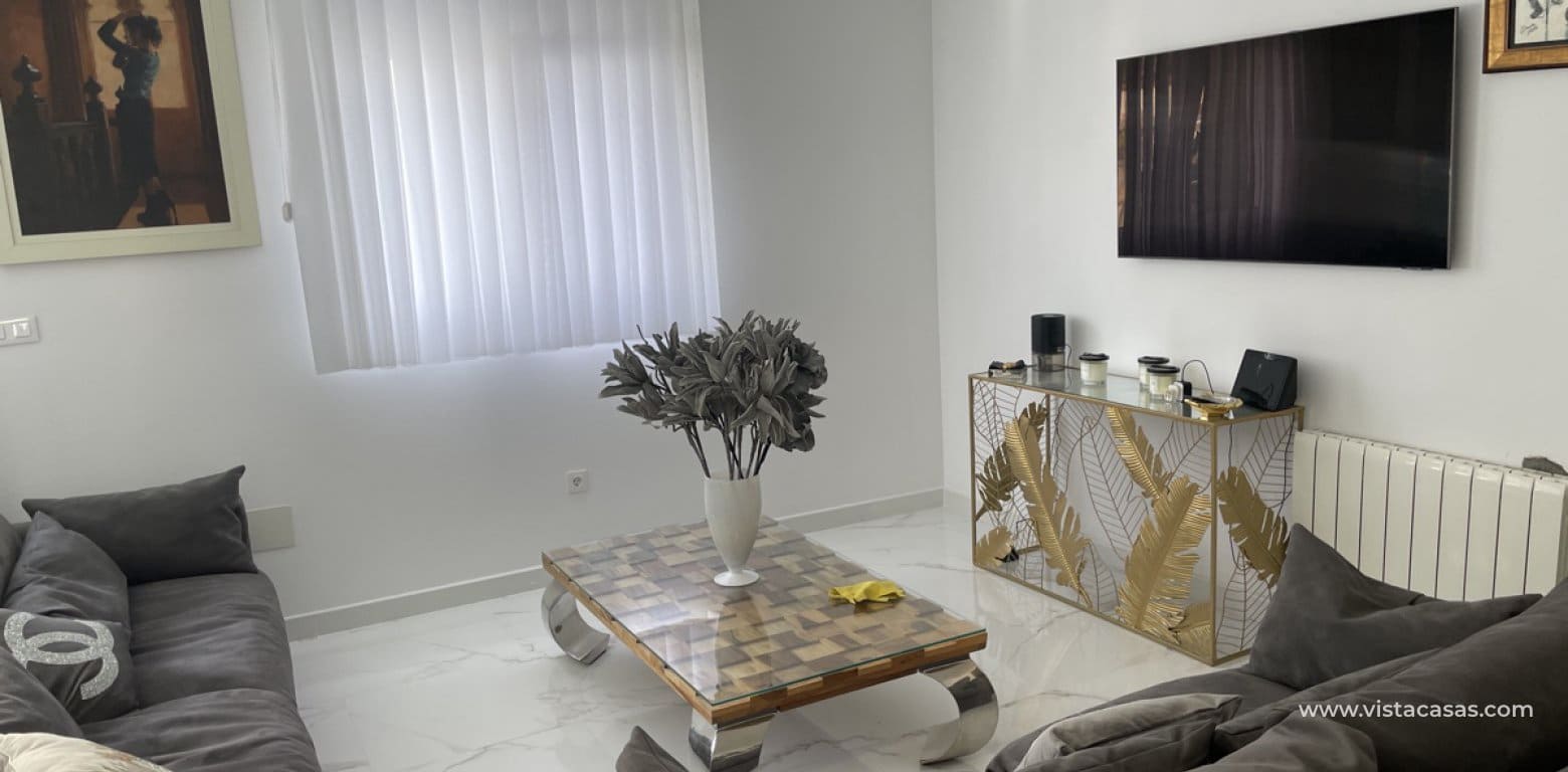 Chalet de 4 habitaciones en Los Balcones en venta - 599.000 € (Ref: 9639894)