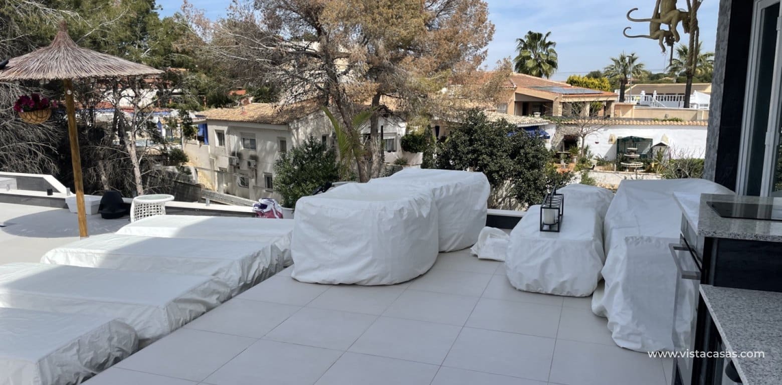 Chalet de 4 habitaciones en Los Balcones en venta - 599.000 € (Ref: 9639894)