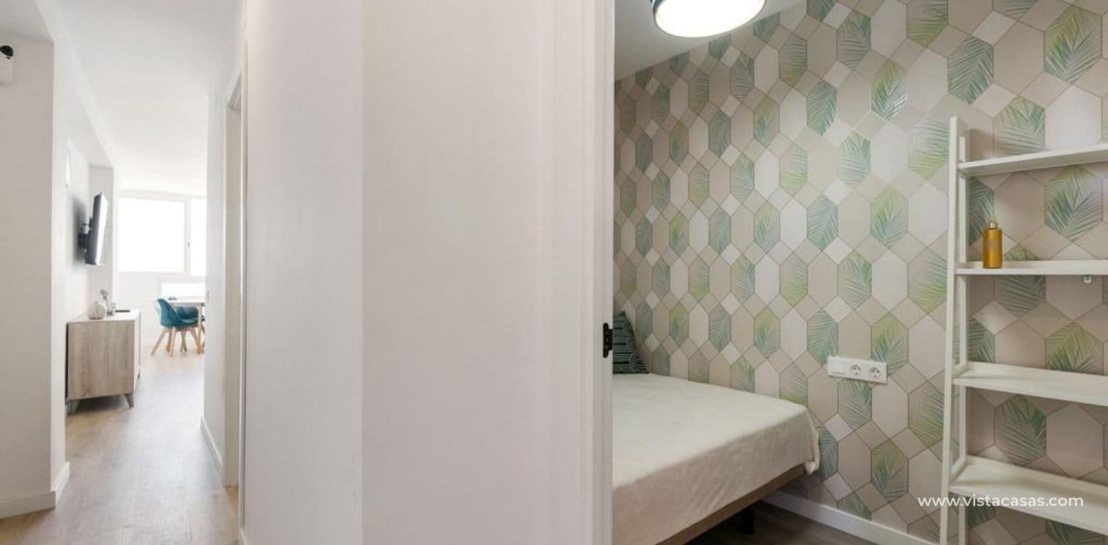 Apartamento de 1 habitación en Torrevieja en venta - 165.000 € (Ref: 9639895)