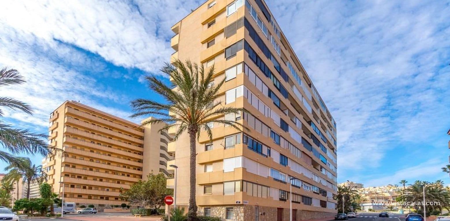 Apartamento de 1 habitación en Torrevieja en venta - 165.000 € (Ref: 9639895)