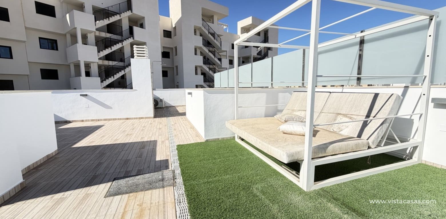 Chalet de 4 habitaciones en Villamartin en venta - 595.000 € (Ref: 9639896)