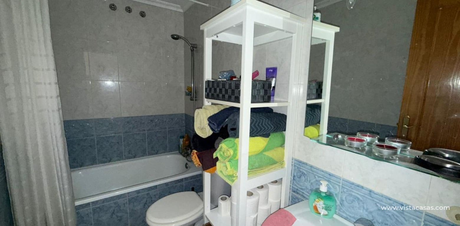 1 slaapkamer Appartement te koop in Torrevieja - € 109.999 (Ref: 9639899)