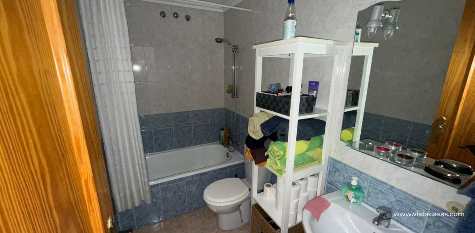 1 slaapkamer Appartement te koop in Torrevieja - € 109.999 (Ref: 9639899)