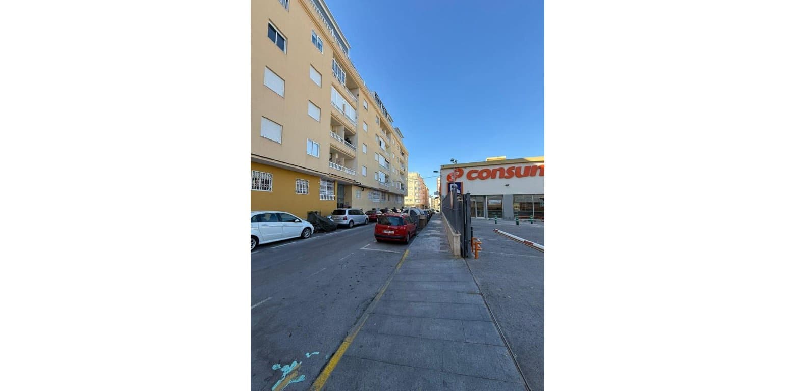 1 slaapkamer Appartement te koop in Torrevieja - € 109.999 (Ref: 9639899)