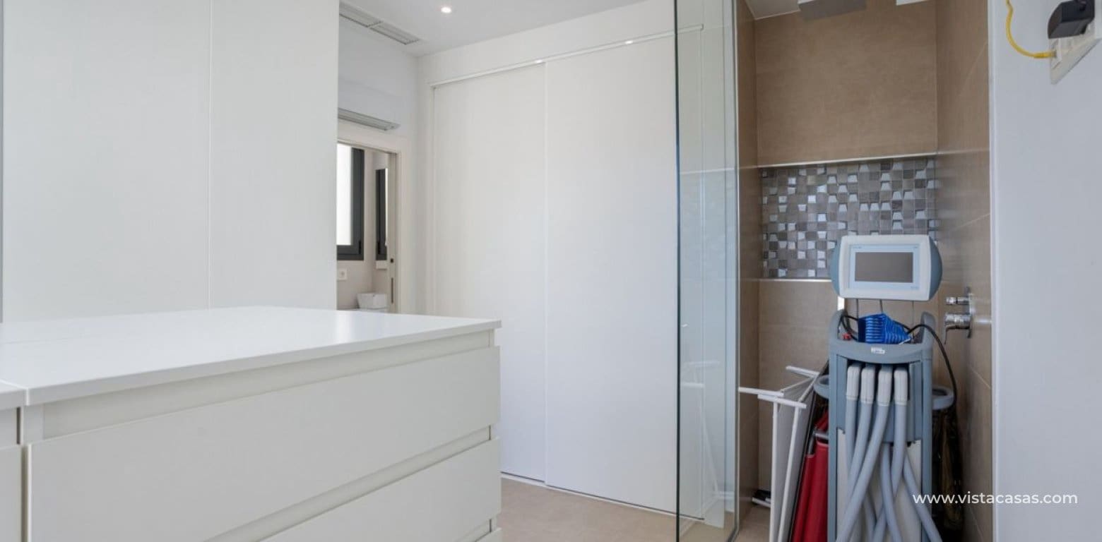 3 bedroom Villa for sale in Benijofar - € 439,900 (Ref: 9639906)