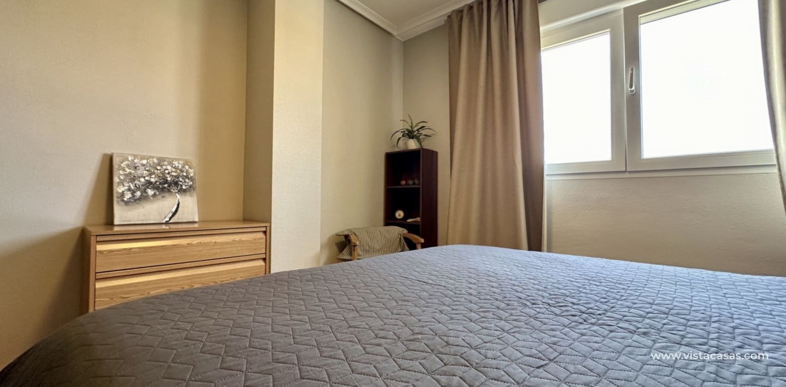 Lägenhet till salu i Torrevieja - 139 000 € (Ref: 9640582)