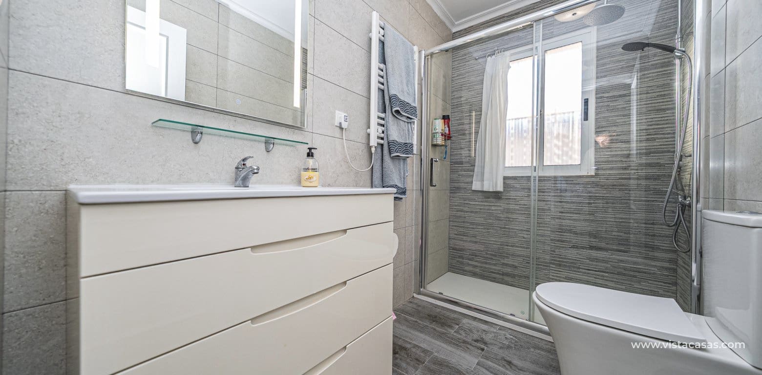 Casa de 3 habitaciones en Cabo Roig en venta - 239.000 € (Ref: 9650338)