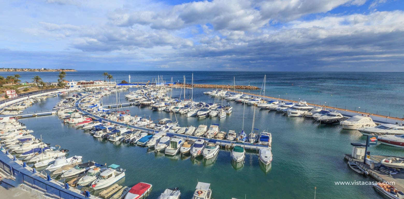 Casa de 3 habitaciones en Cabo Roig en venta - 239.000 € (Ref: 9650338)