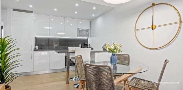 2 chambre Appartement à vendre à Villamartin, Orihuela - 244 500 € (Ref: 9650339)