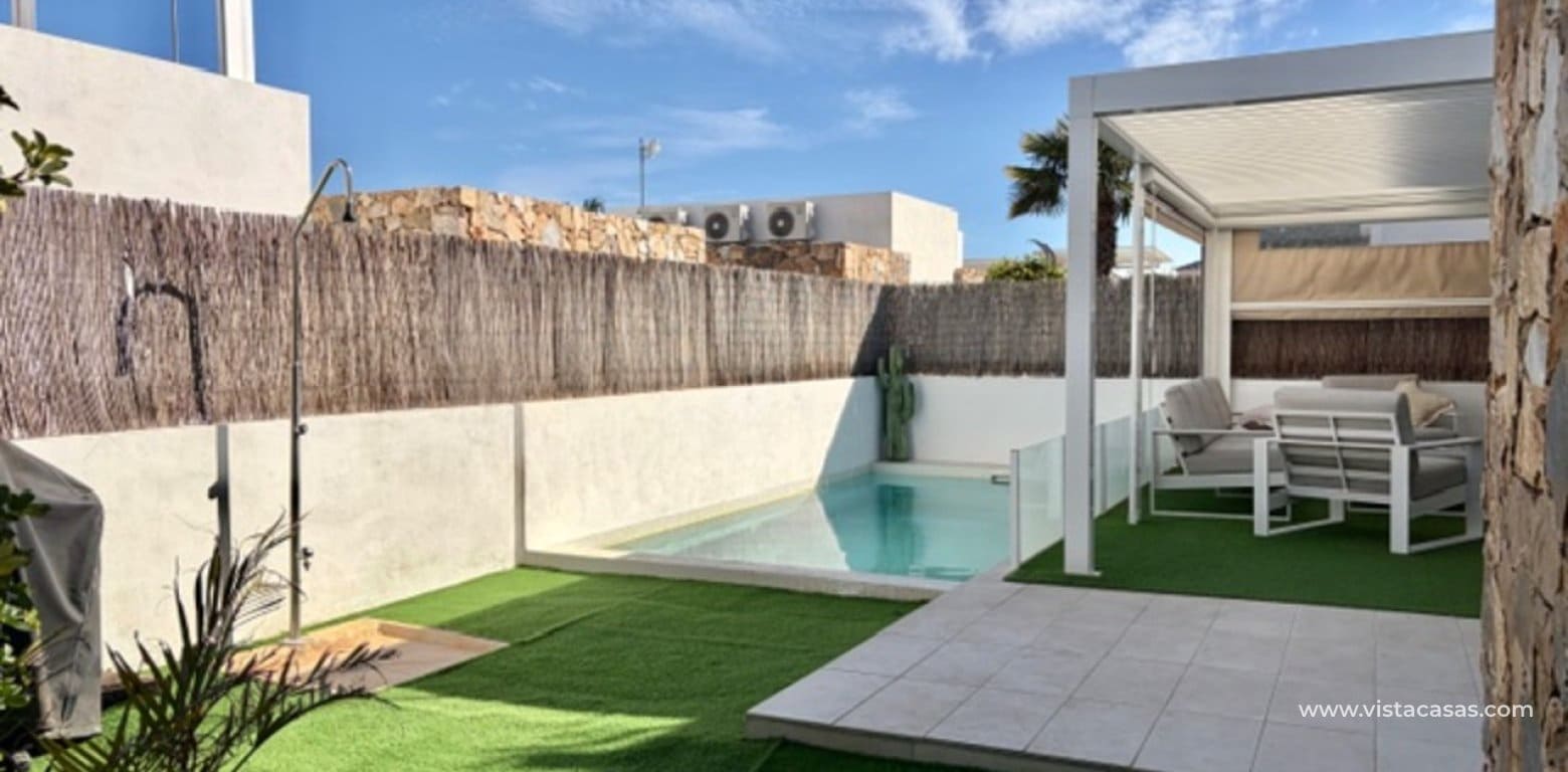 3 makuuhuone Huvila myytävänä paikassa Cabo Roig - 359 000 € (Ref: 9650653)